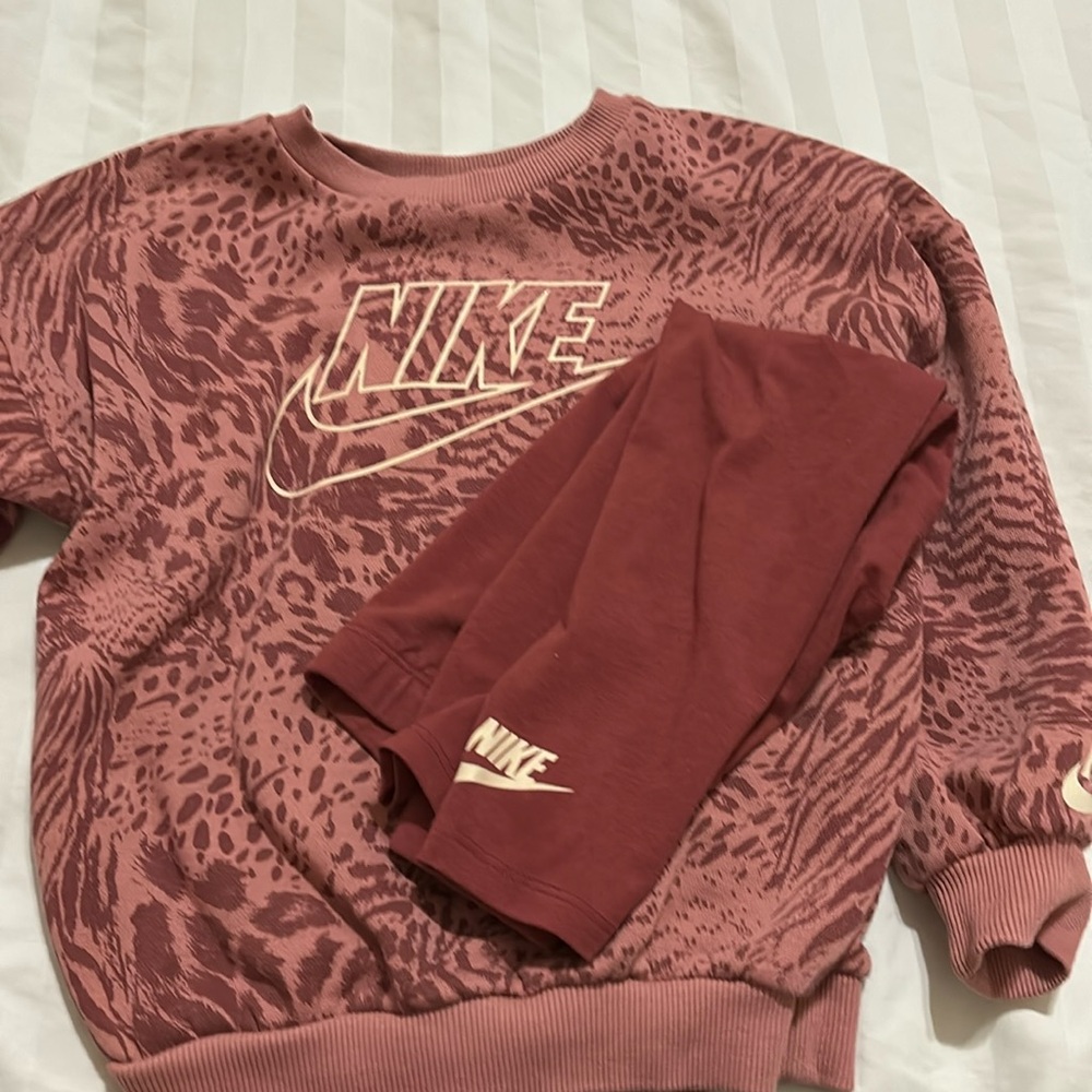 Size 5 Nike pair